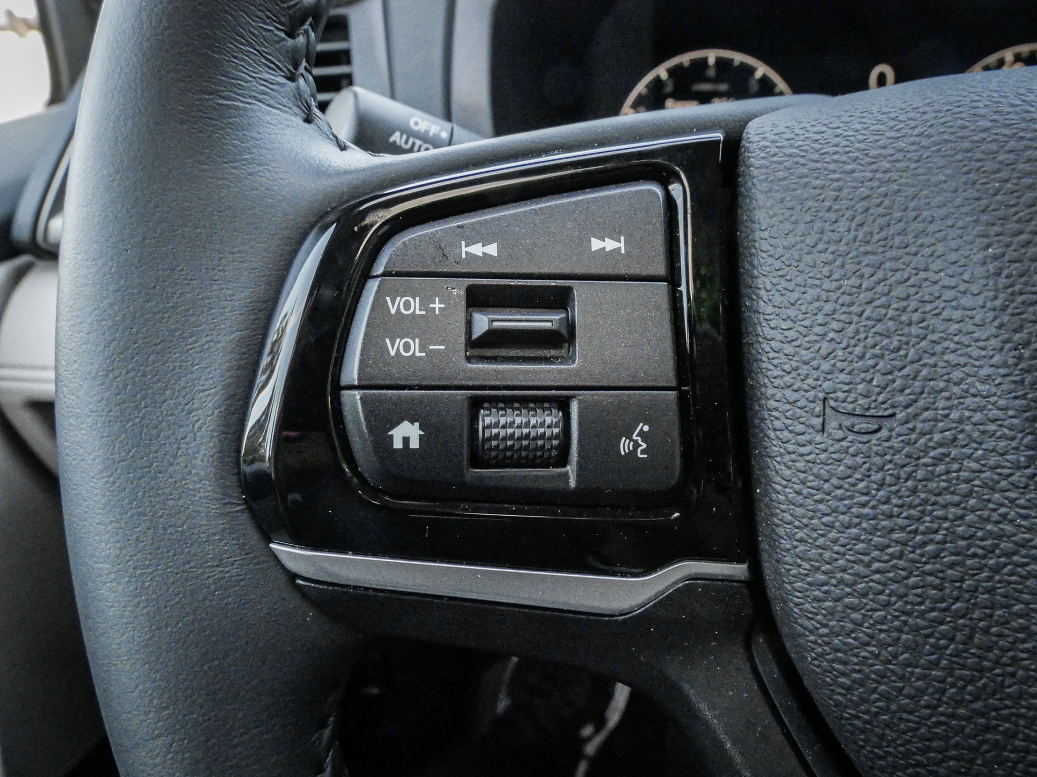 Used 2026 Honda Odyssey EX-L image 18