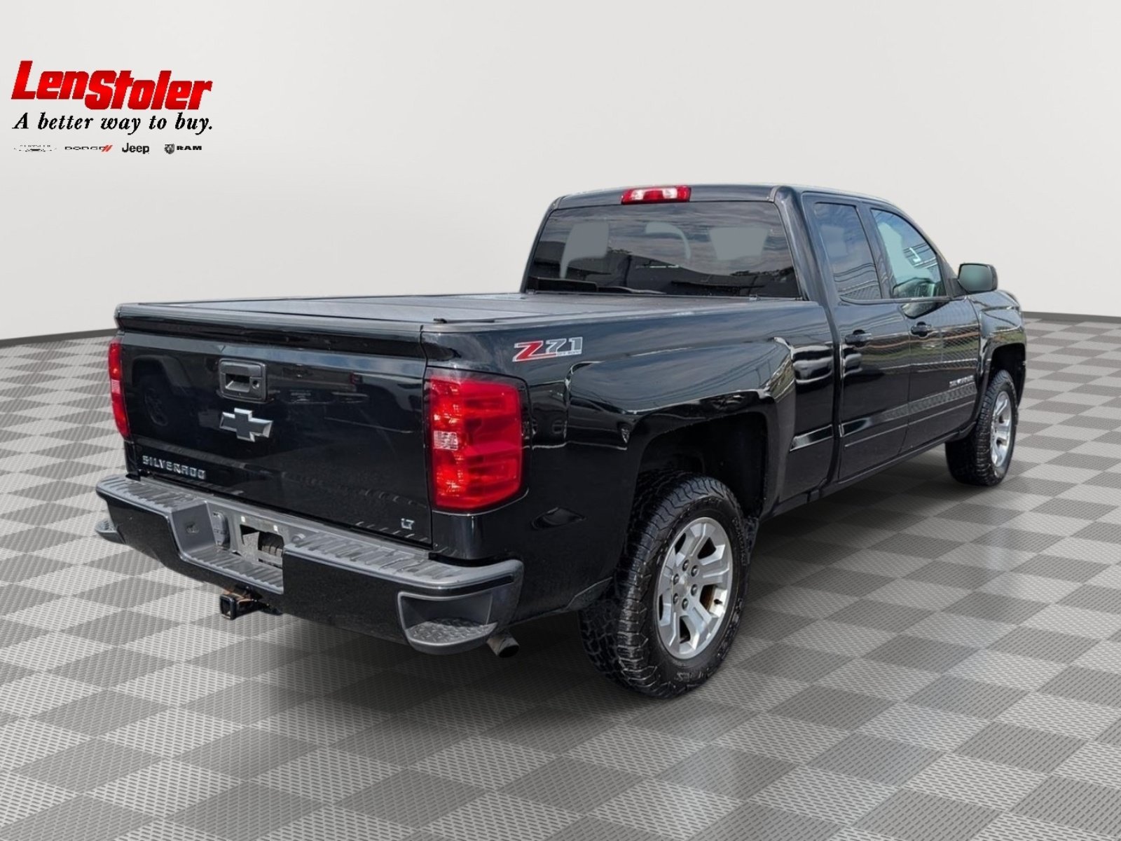 Used 2017 Chevrolet Silverado 1500 LT AWD/4WD image 5