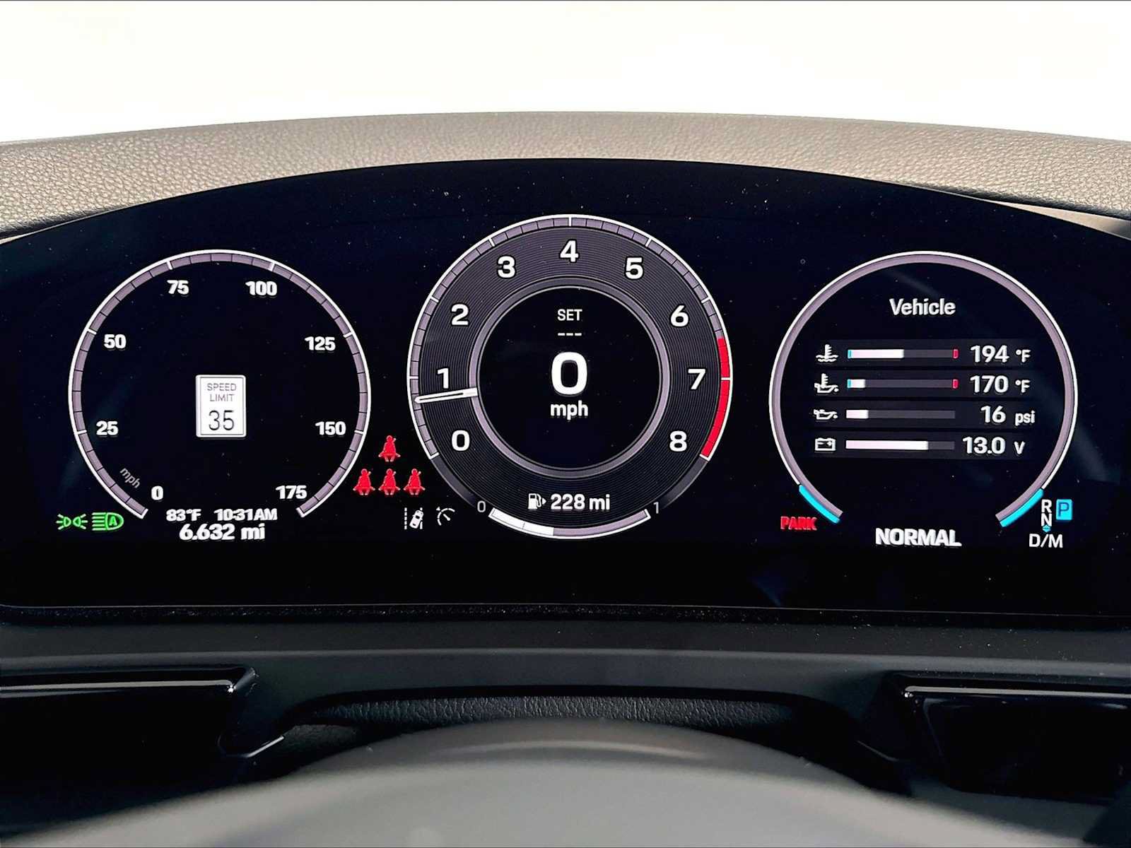 Used 2026 Porsche Cayenne AWD/4WD image 16