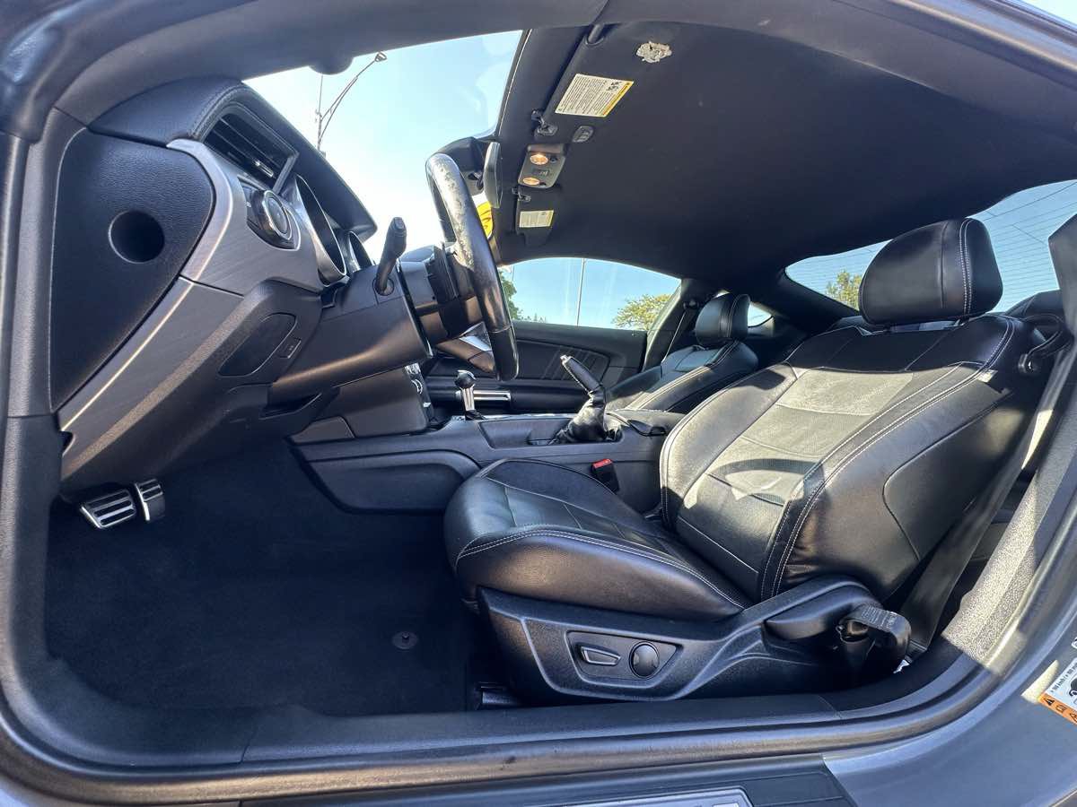 Used 2022 Ford Mustang GT Premium RWD image 12