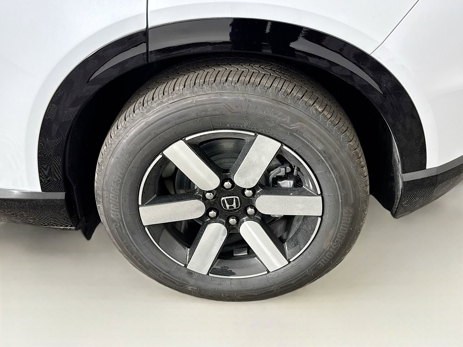 New 2026 Honda Prologue Touring image 15
