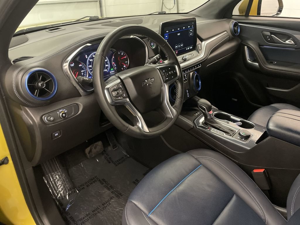 Used 2023 Chevrolet Blazer RS w/ Driver Confidence II Package FWD image 4