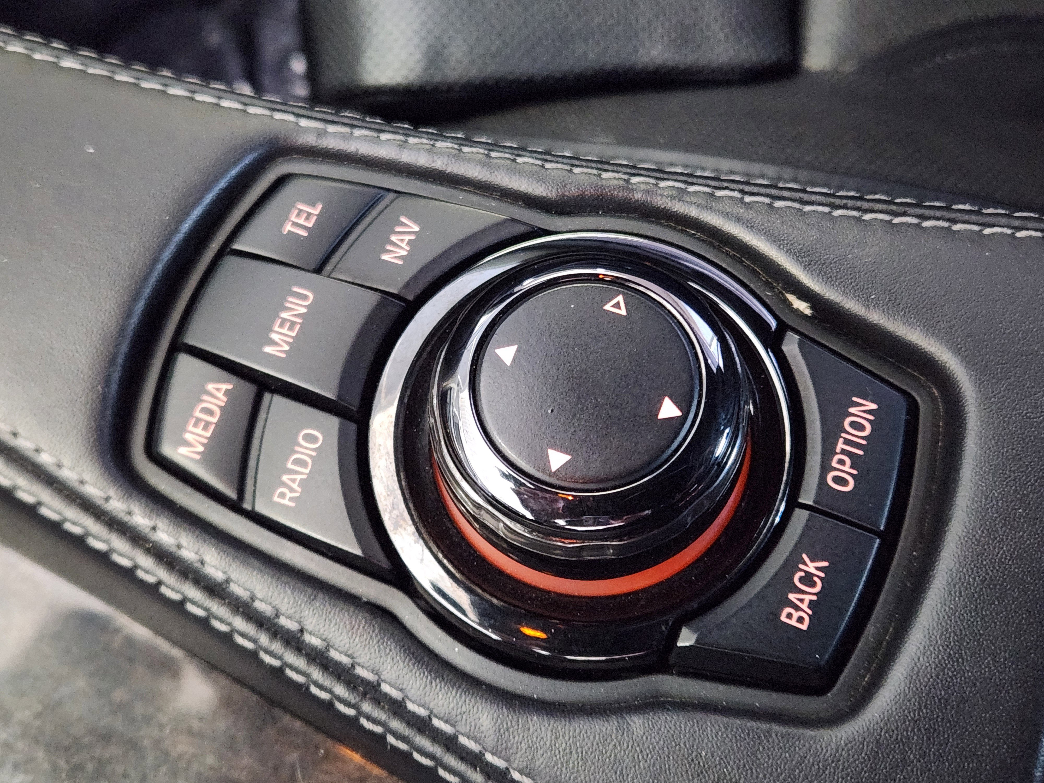 Used 2013 BMW 650i Convertible image 24