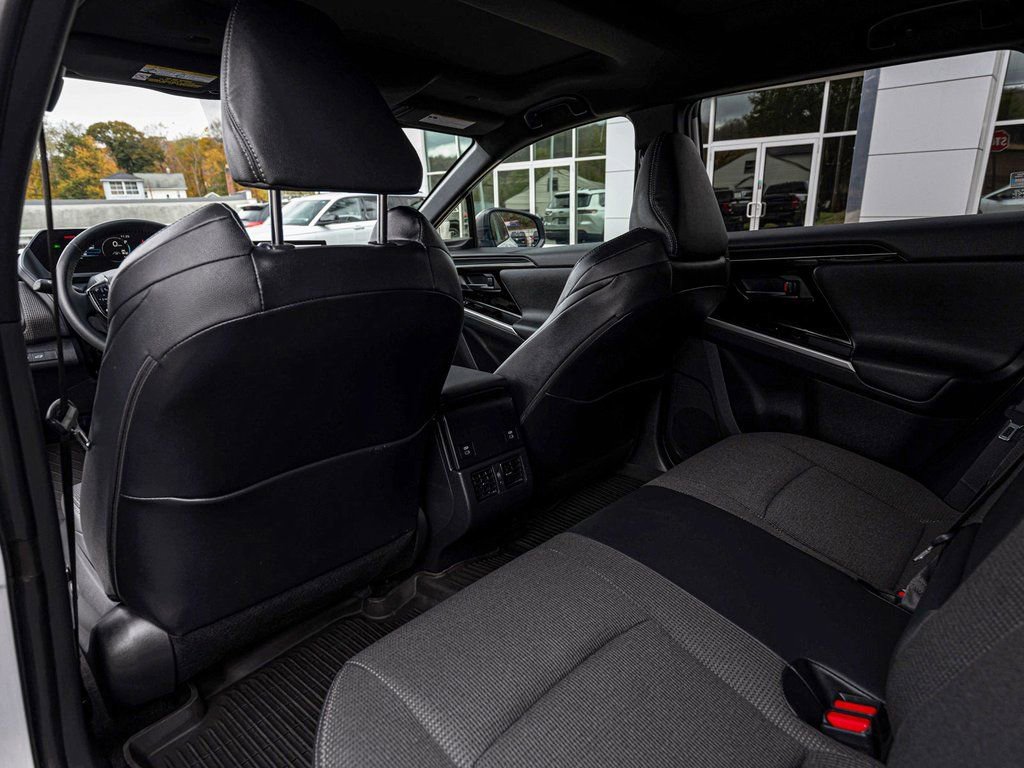 Used 2024 Toyota bZ4X XLE w/ Weather Package image 25