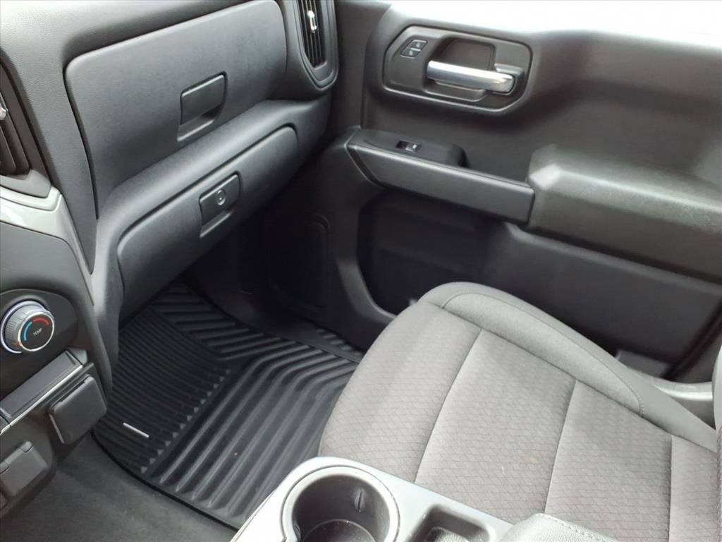 Used 2026 Chevrolet Silverado 1500 Custom w/ Turbomax Blackout Package AWD/4WD image 33