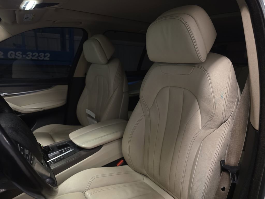 Used 2015 BMW X5 xDrive50i AWD/4WD image 25