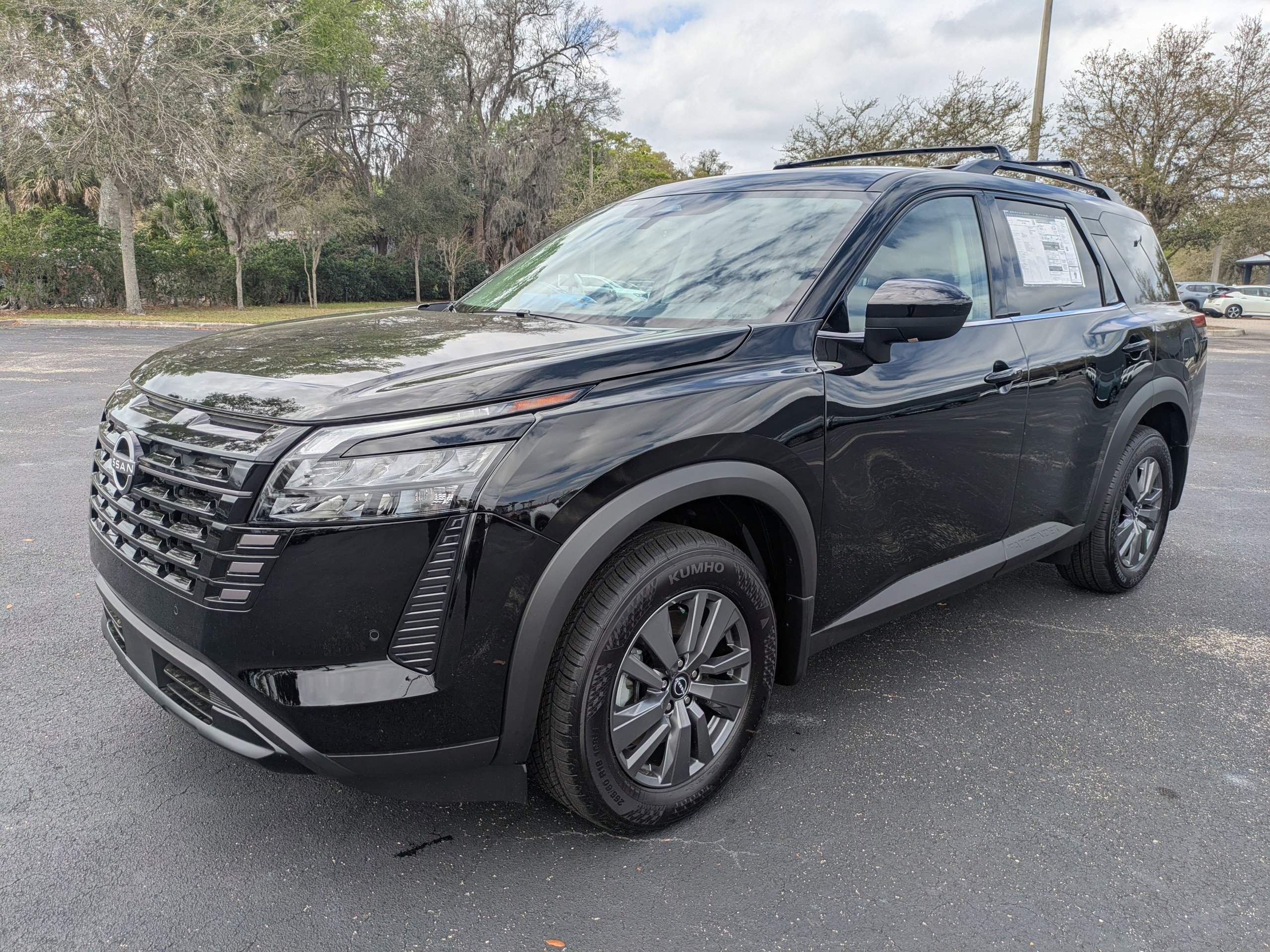 New 2026 Nissan Pathfinder SV FWD image 8