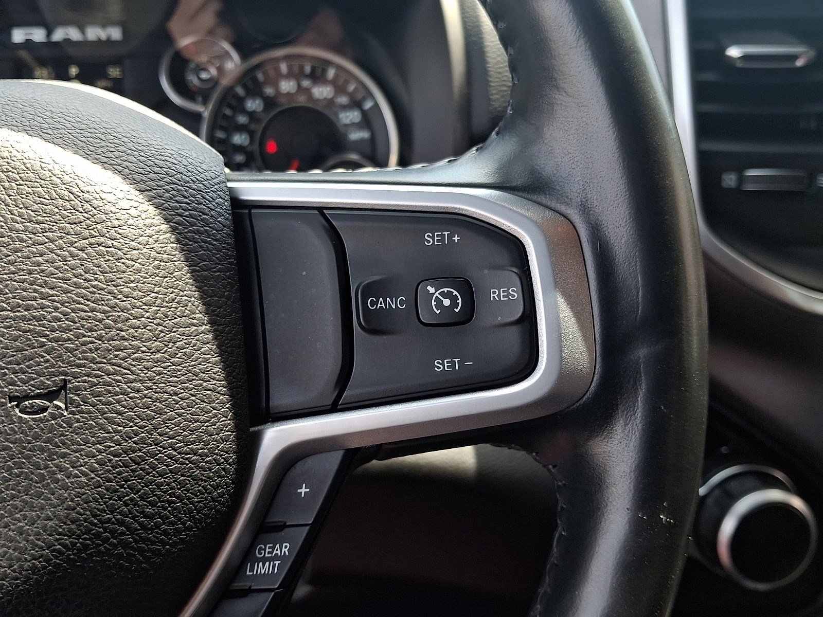 Used 2023 RAM 1500 Big Horn AWD/4WD image 20