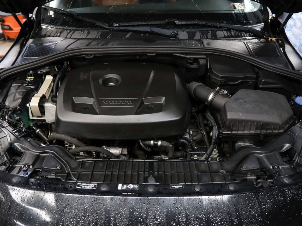 Used 2017 Volvo V60 T5 Cross Country w/ Convenience Package image 23