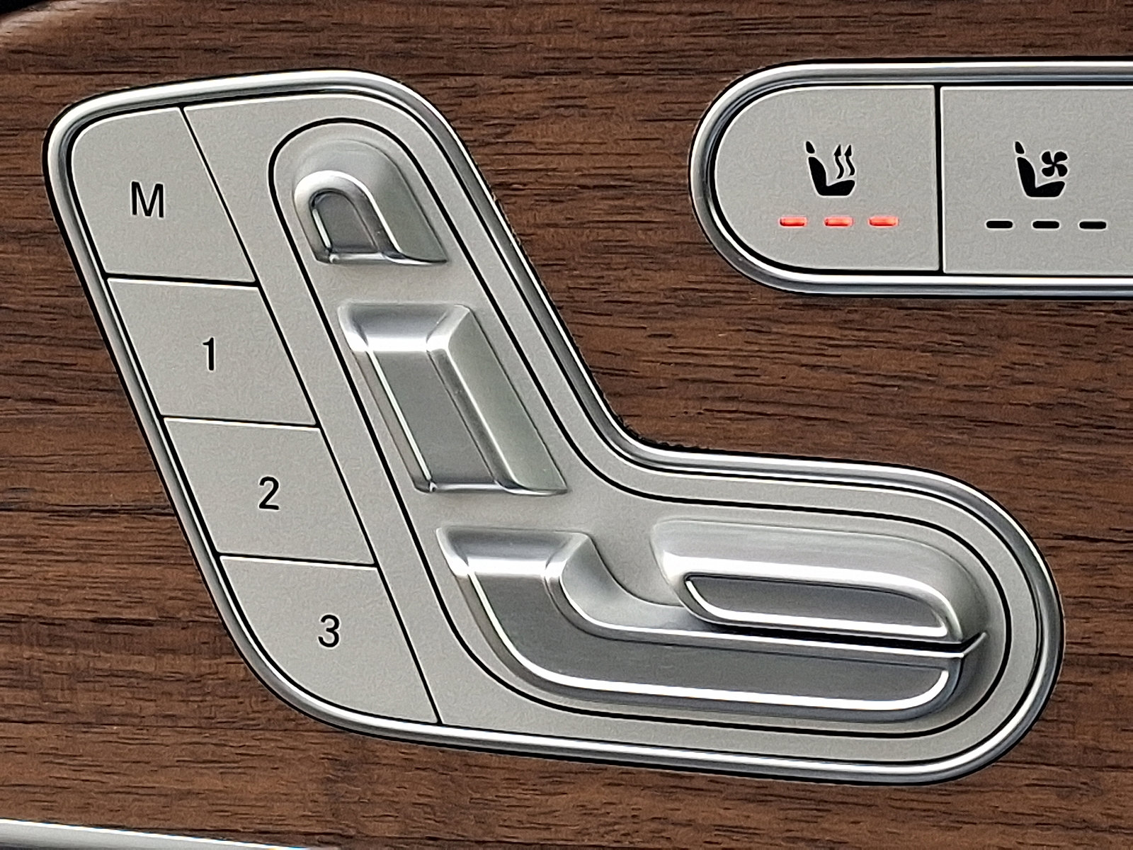 New 2026 Mercedes-Benz GLE 450 4MATIC image 21