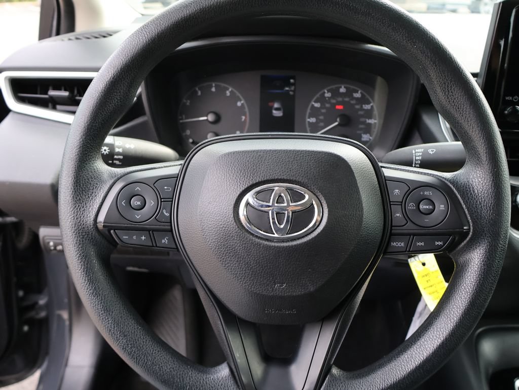 Used 2024 Toyota Corolla LE FWD image 24