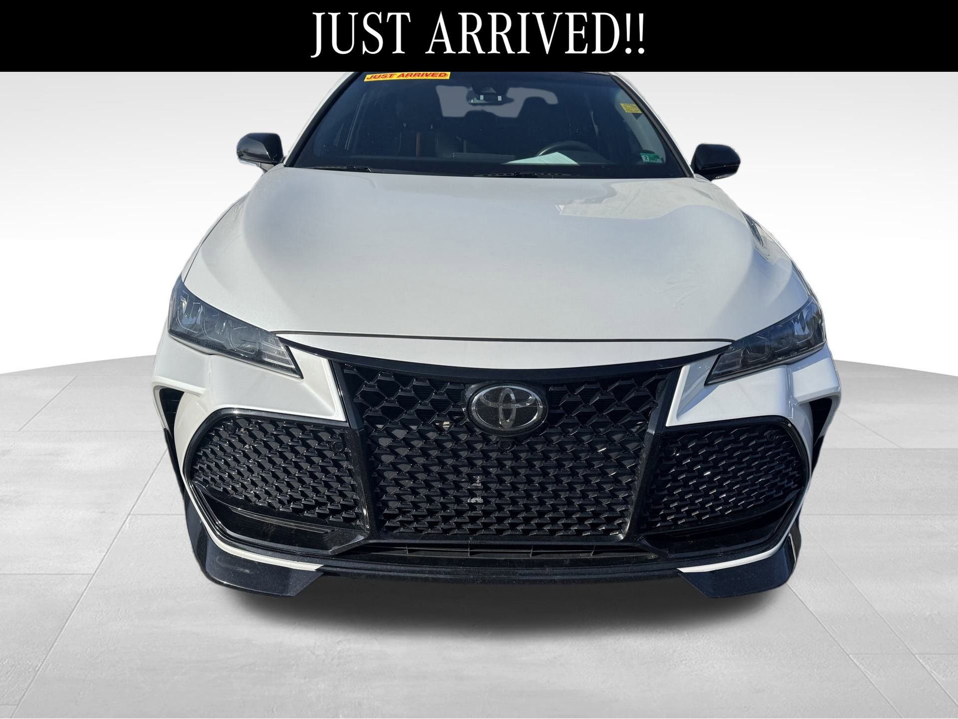 Used 2021 Toyota Avalon TRD image 2
