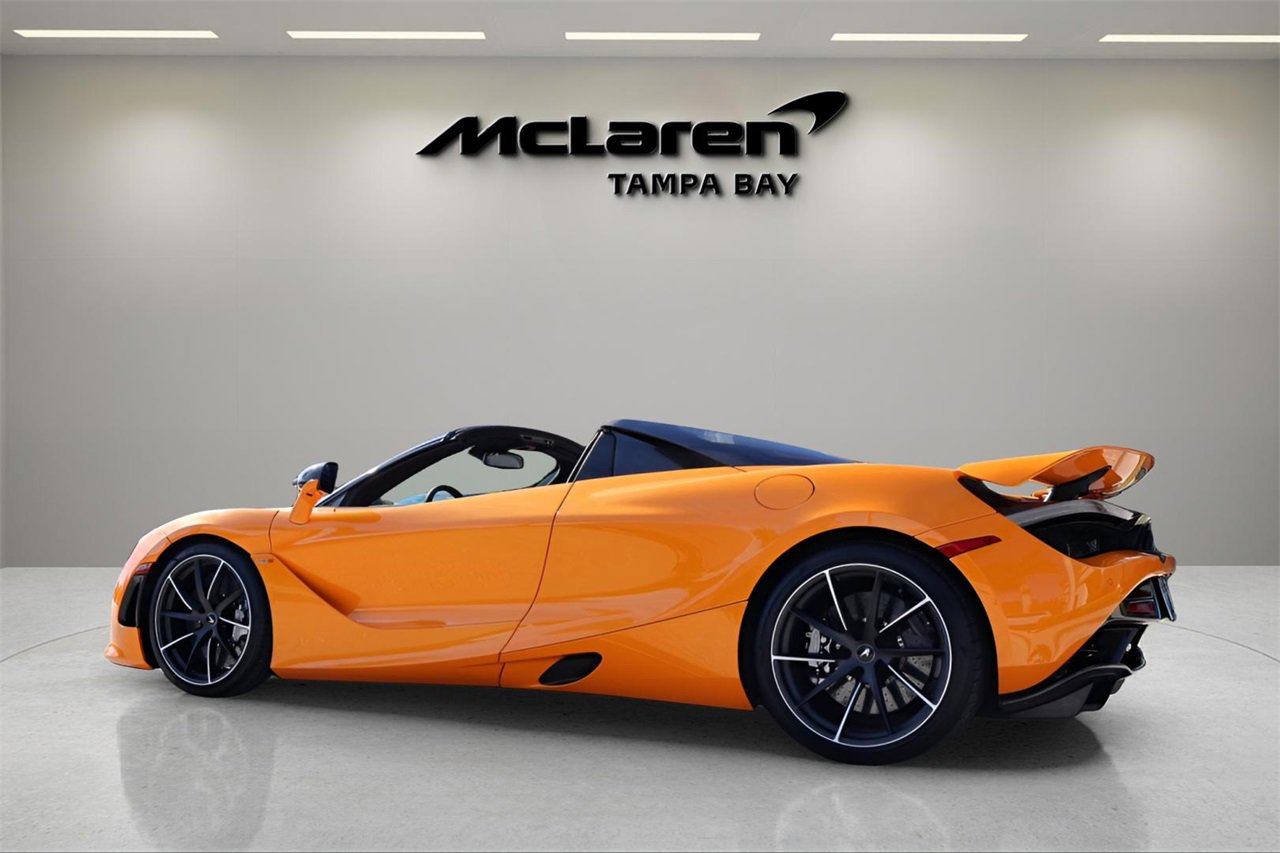 Used 2019 McLaren 720S Spider image 4