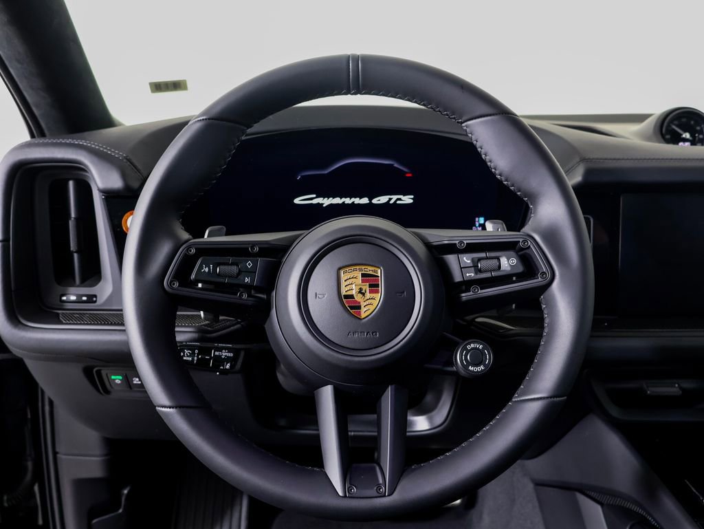 New 2026 Porsche Cayenne GTS image 24