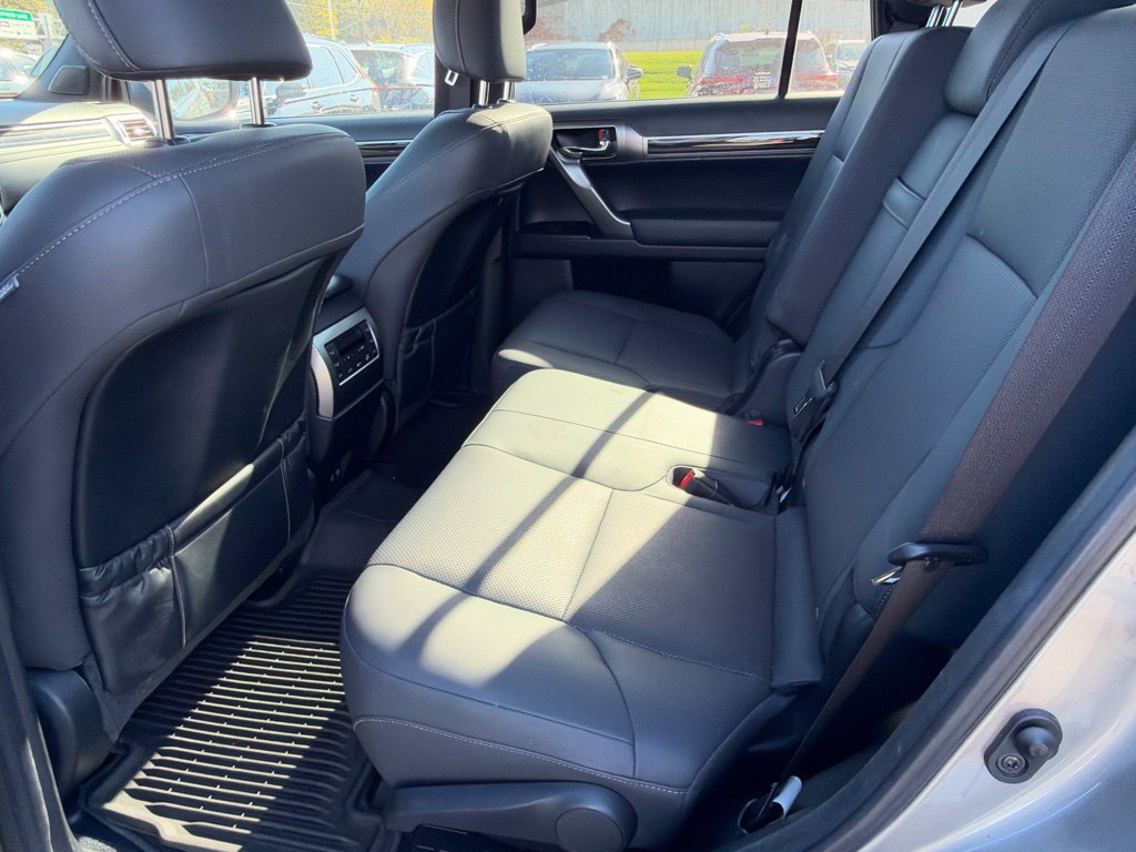 Certified 2023 Lexus GX 460 Premium w/ Premium Package AWD/4WD image 46