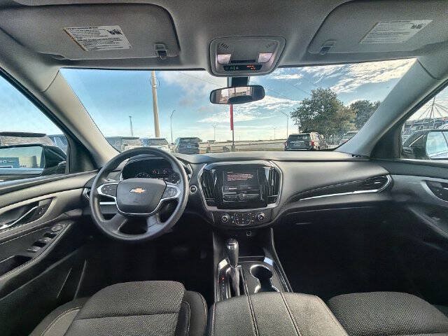 Used 2020 Chevrolet Traverse LS w/ LPO, Floor Liner Package FWD image 19