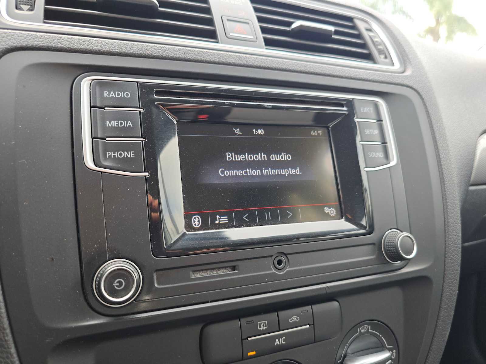 Used 2017 Volkswagen Jetta S image 26