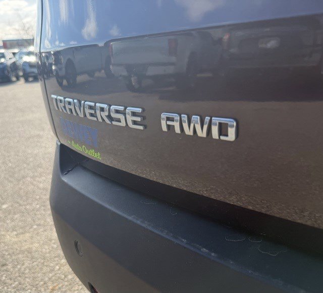Used 2019 Chevrolet Traverse LT w/ LT Premium Package image 5