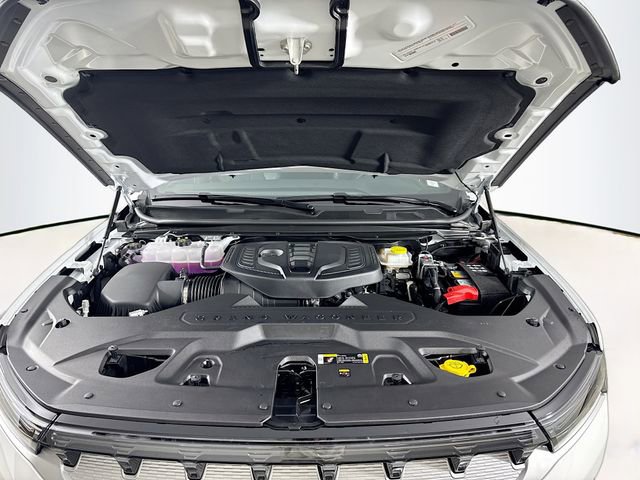 New 2026 Jeep Grand Wagoneer L 4WD image 36