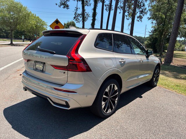 New 2026 Volvo XC60 B5 Plus w/ Protection Package Premier AWD/4WD image 5