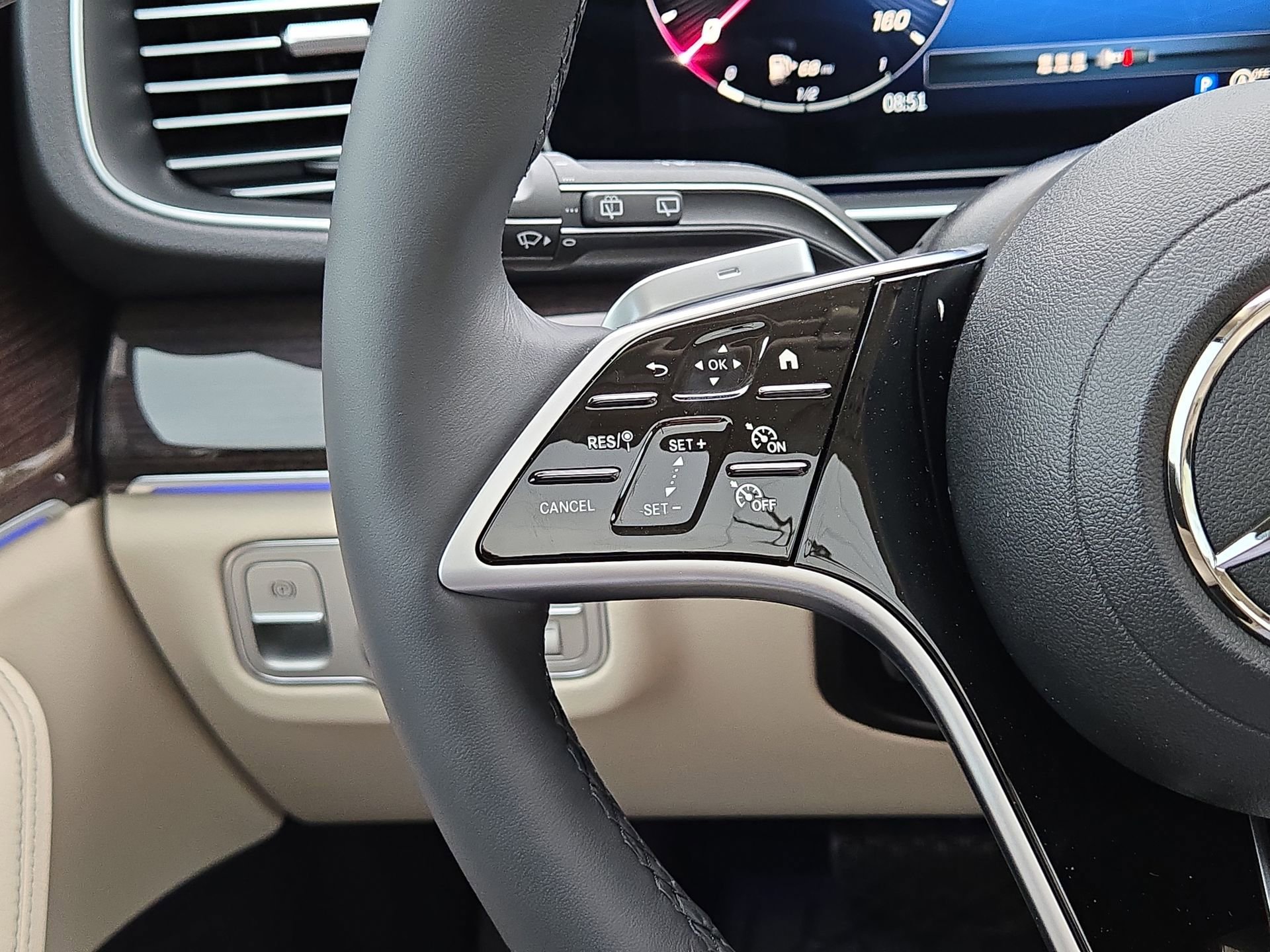 New 2026 Mercedes-Benz GLE 350 4MATIC image 21