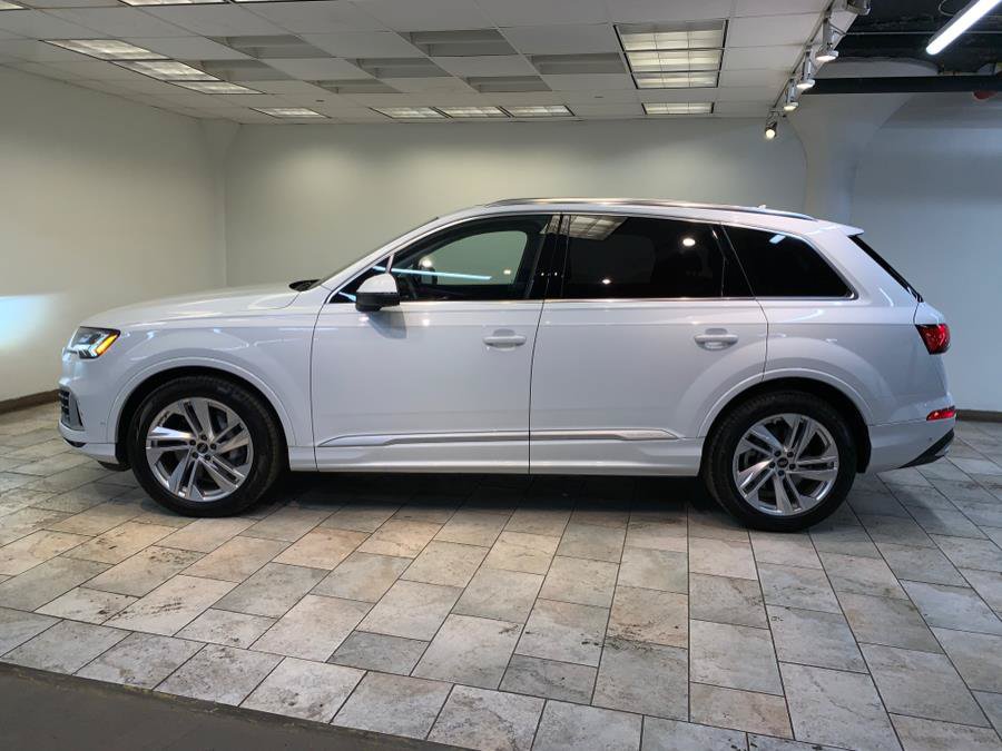 Used 2023 Audi Q7 3.0T Prestige AWD/4WD image 11