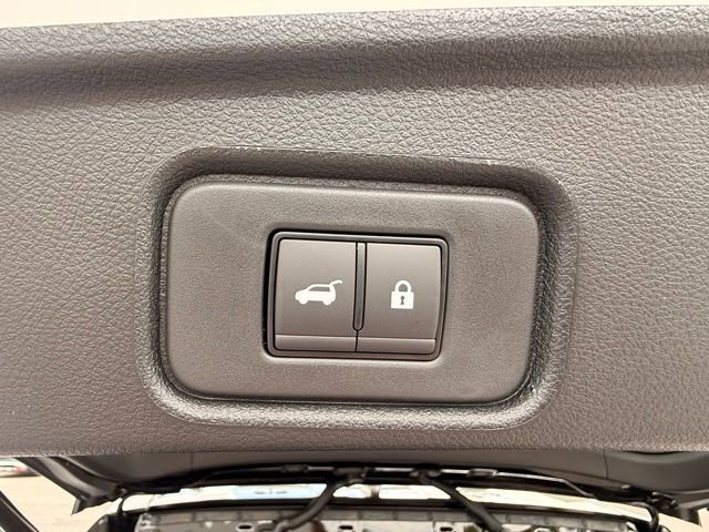 New 2026 Nissan Pathfinder Platinum AWD/4WD image 18