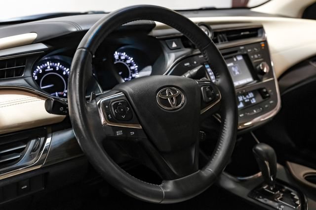 Used 2016 Toyota Avalon XLE FWD image 24
