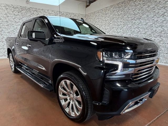 Used 2021 Chevrolet Silverado 1500 High Country w/ Technology Package AWD/4WD image 7