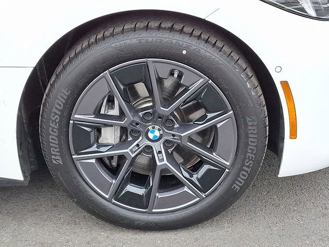 Used 2025 BMW i4 xDrive40i w/ Premium Package image 8