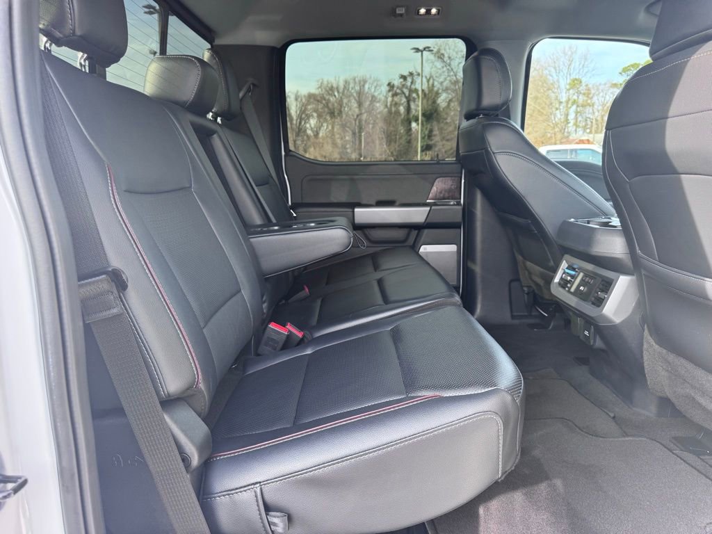 Used 2024 Ford F250 Lariat image 30