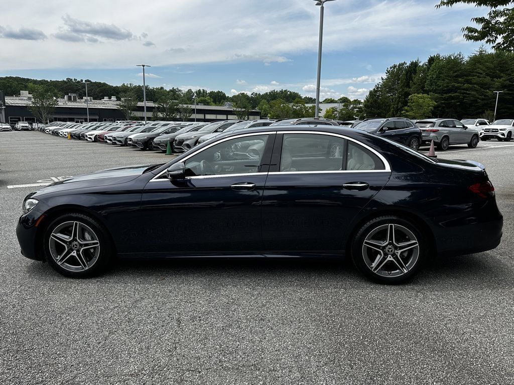Certified 2022 Mercedes-Benz E 350 4MATIC Sedan image 5