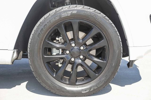 Used 2021 Jeep Grand Cherokee Laredo X RWD image 12