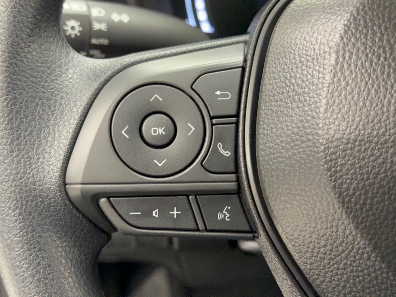 New 2026 Toyota Corolla LE FWD image 18