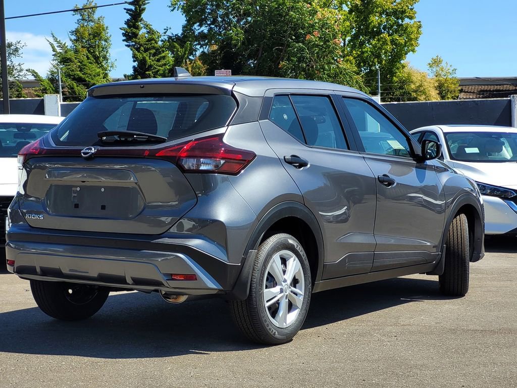 New 2025 Nissan Kicks Play S FWD image 4