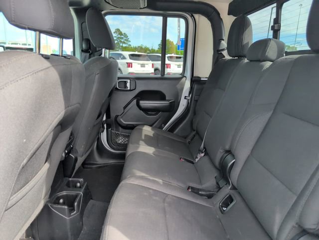 Used 2023 Jeep Gladiator Sport AWD/4WD image 31