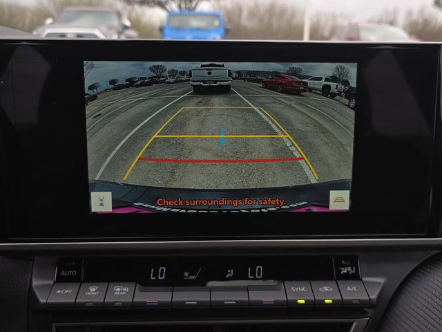 Used 2026 Toyota Camry SE w/ Multimedia Upgrade Package image 22