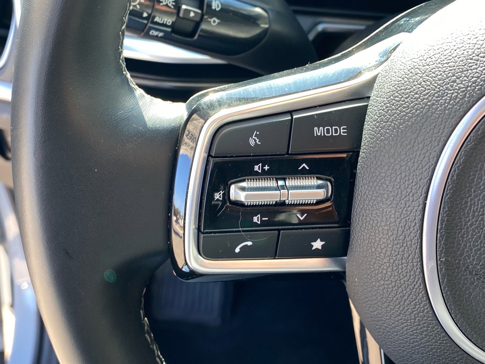 Certified 2024 Kia Sorento X-Line EX image 20