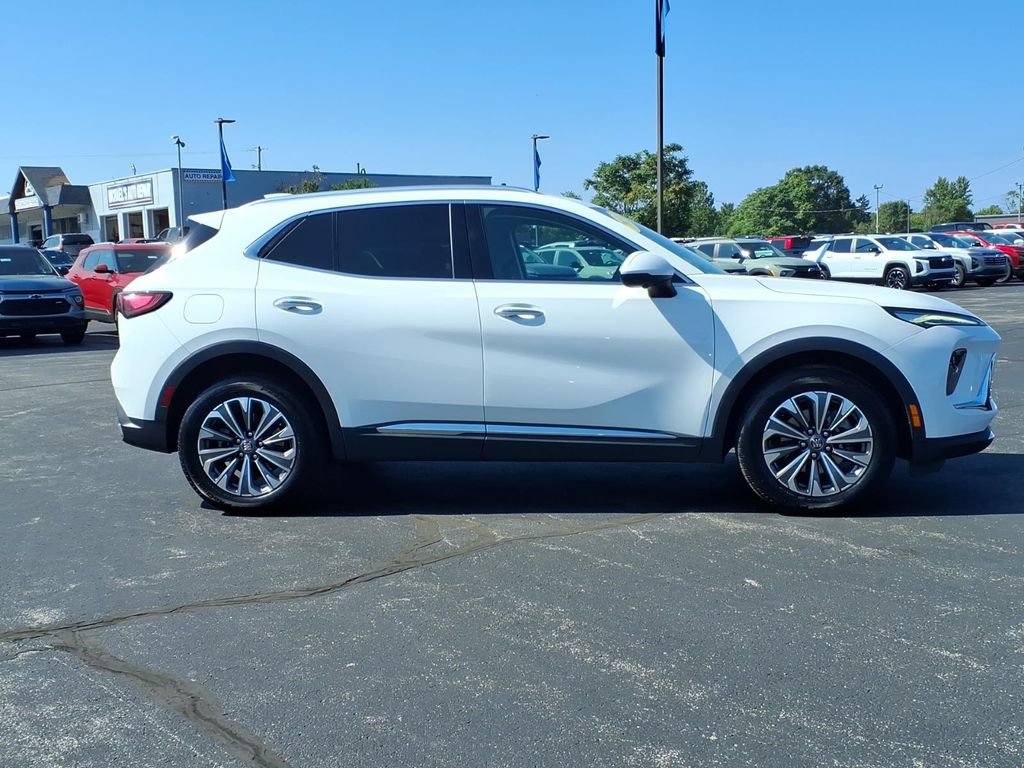 Used 2024 Buick Envision Preferred AWD/4WD image 20