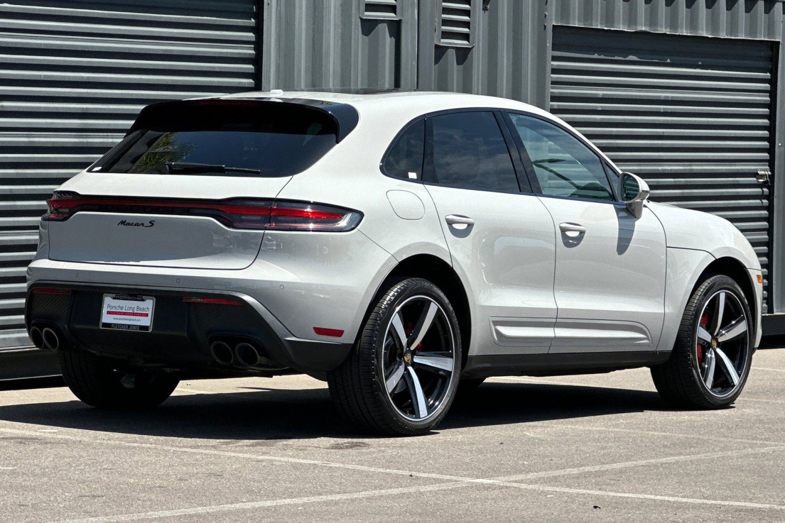 Certified 2024 Porsche Macan S AWD/4WD image 8