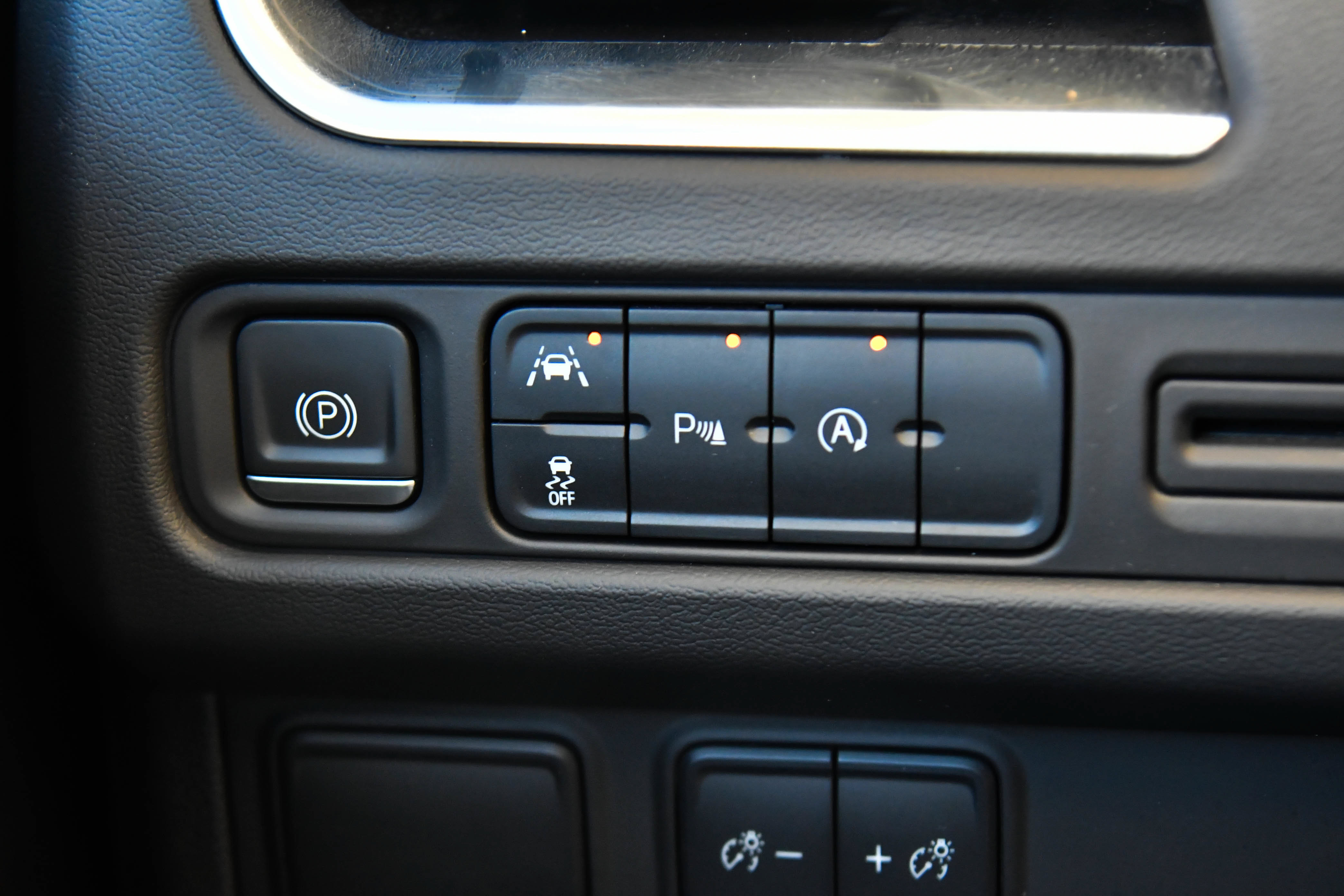 Used 2023 Chevrolet Suburban Premier RWD image 35