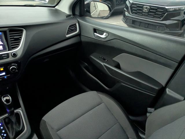 Used 2019 Hyundai Accent Limited image 18