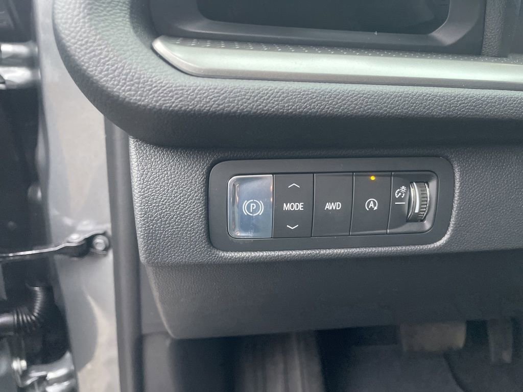 New 2026 Chevrolet Traverse LT image 18