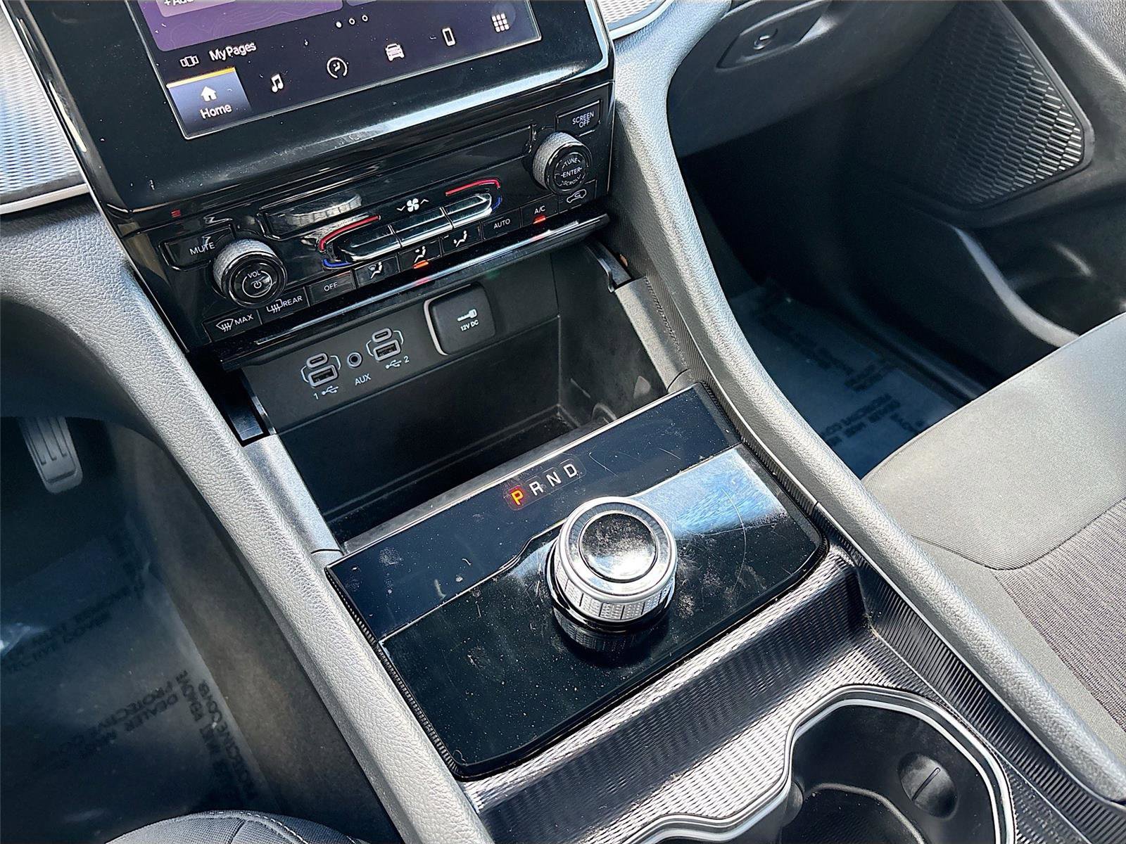 Used 2024 Jeep Grand Cherokee L Laredo image 18