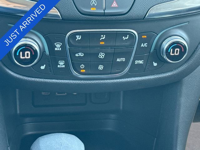 Used 2024 Chevrolet Equinox LT image 19