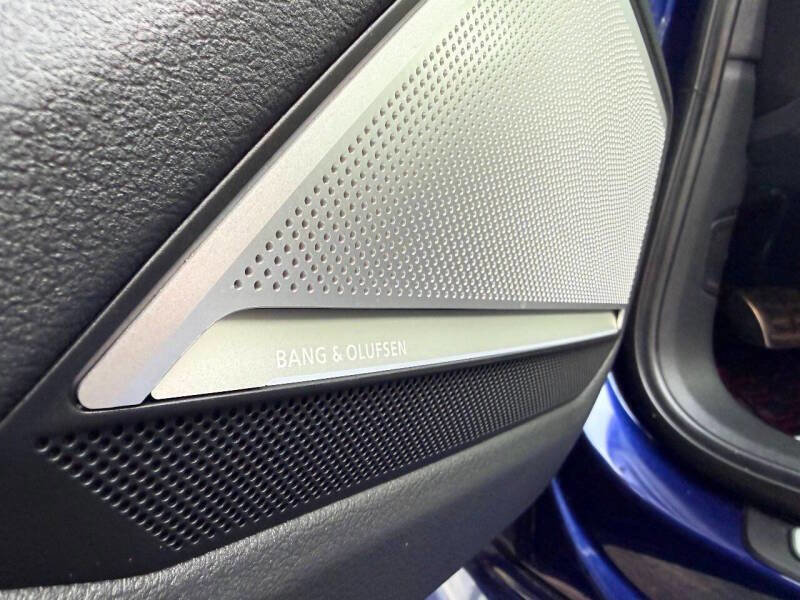 Used 2021 Audi RS 6 w/ Executive Package image 17