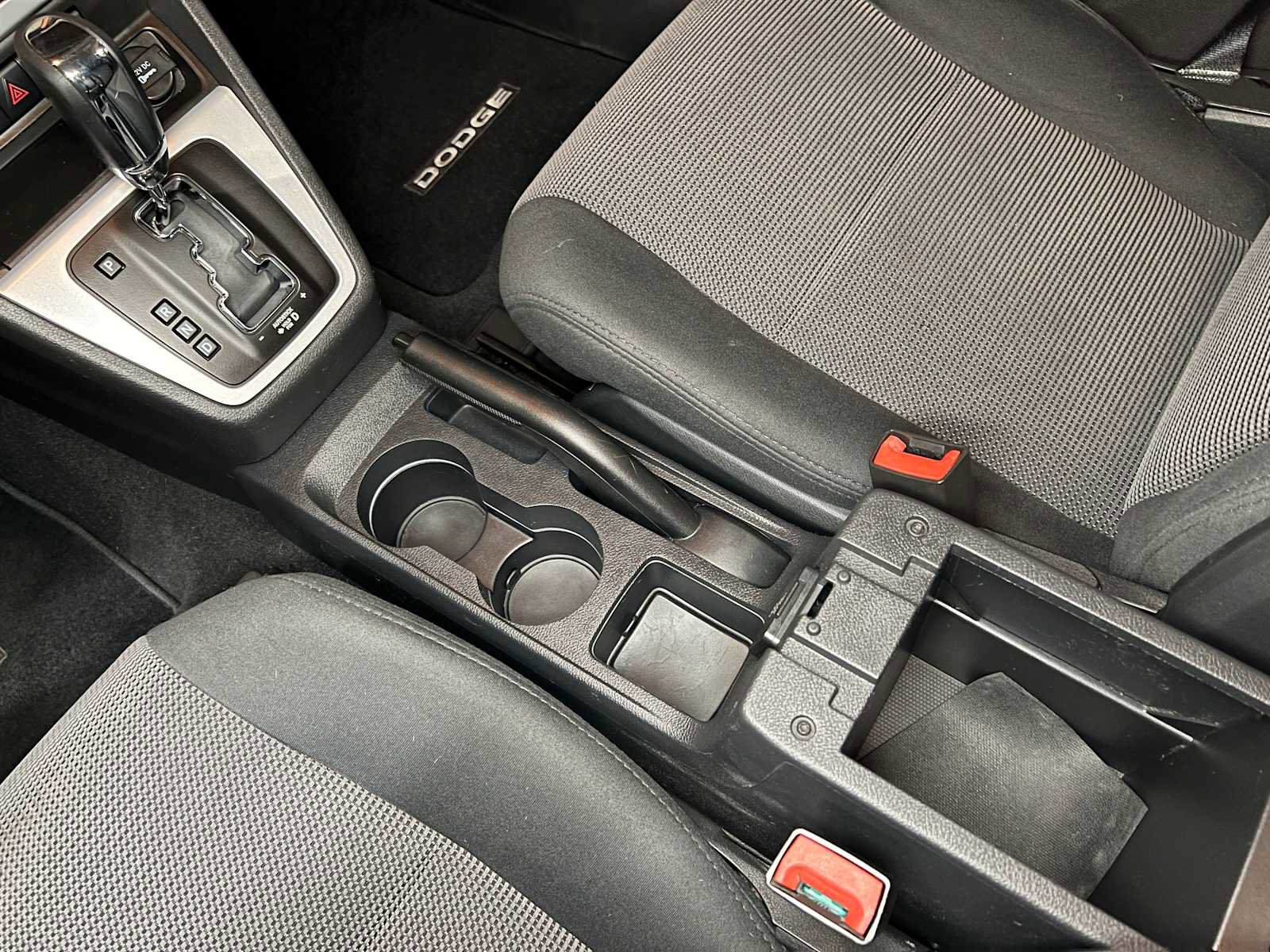 Used 2010 Dodge Caliber Heat w/ Premium Sound Group FWD image 29