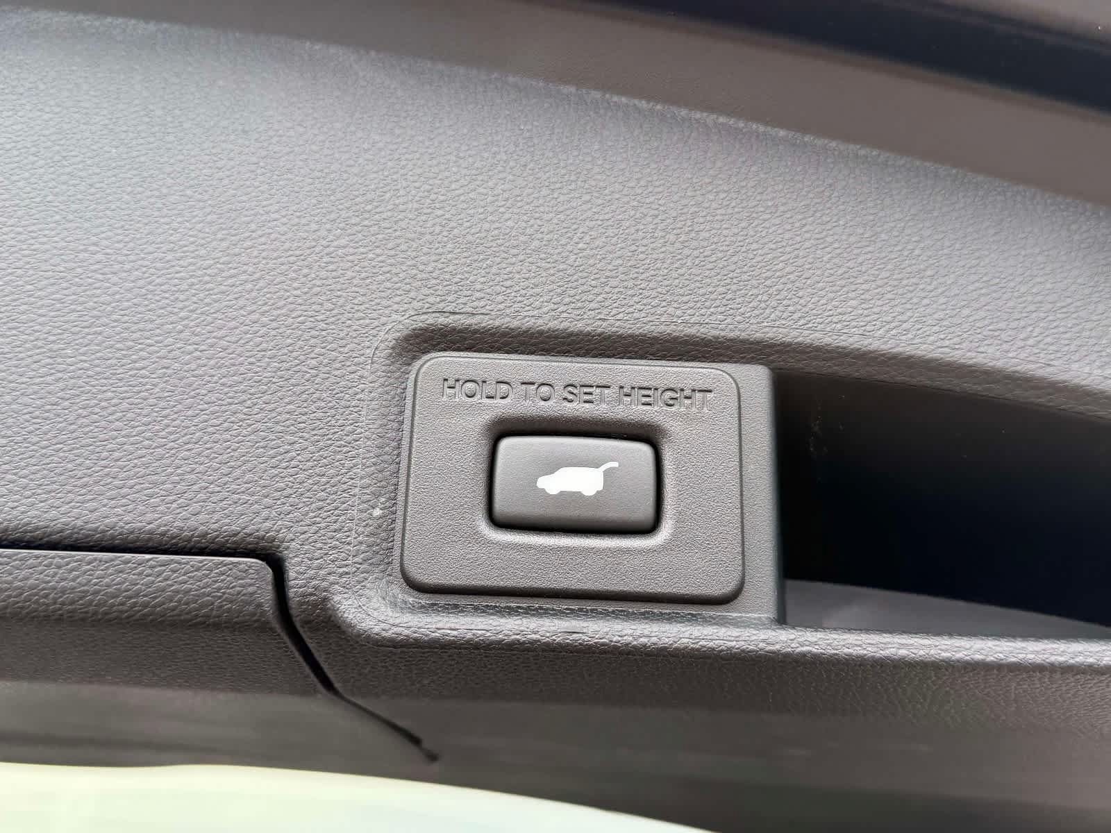 Used 2023 Acura RDX AWD image 11