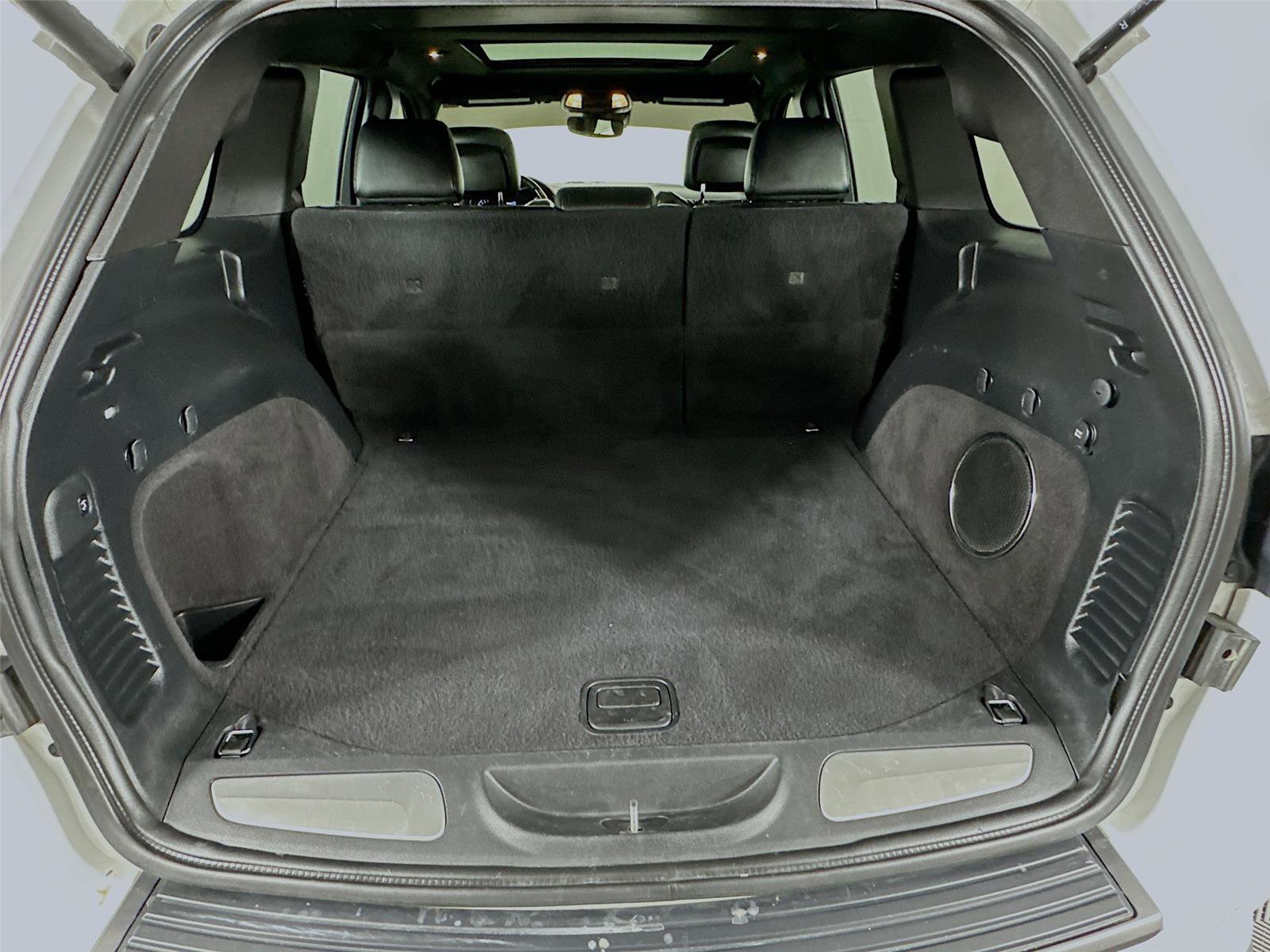 Used 2019 Jeep Grand Cherokee Limited X image 26