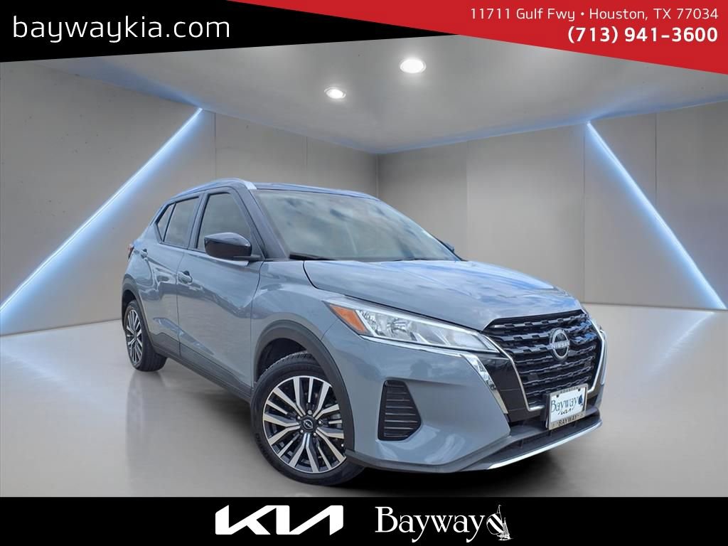 Used 2023 Nissan Kicks SV